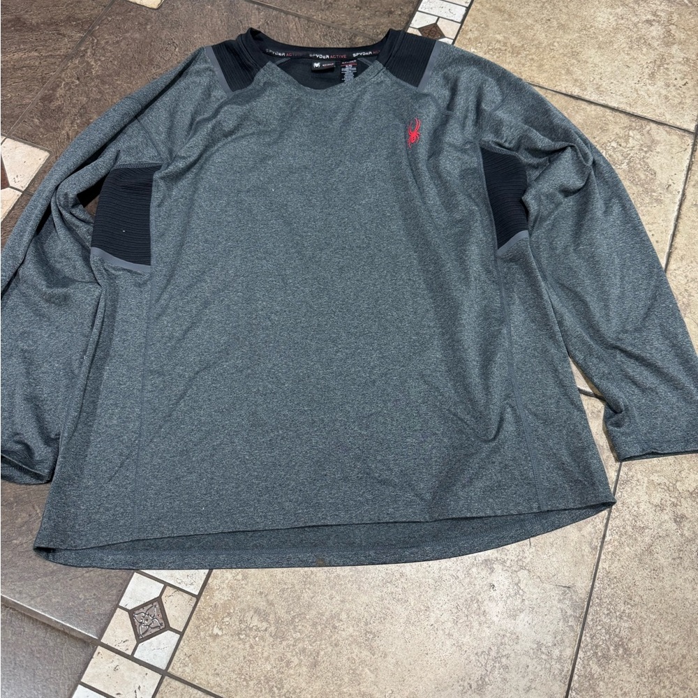 2/$8 SHIRTS 👚 SALE | Spyder Gray and Black Long Sleeve Shirt